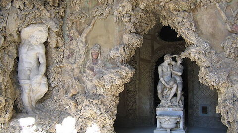 Buontalenti Grotto, facade