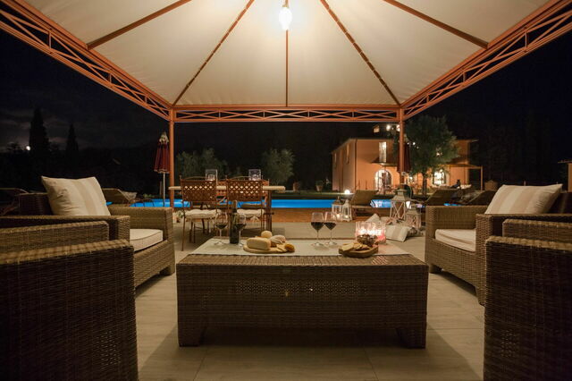 Villa Lestra by night