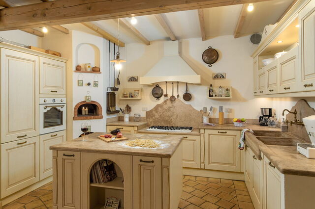 Villa L'elsa Beautiful Country Home, kitchen