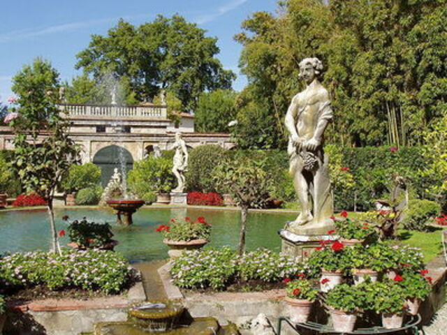Palazzo Pfanner, garden