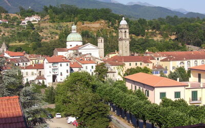 Pontremoli town