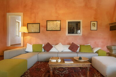 Novellina, living room