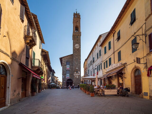 Exploring Tuscan streets
