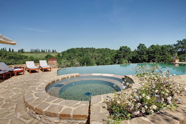 Mattei Villa, pool