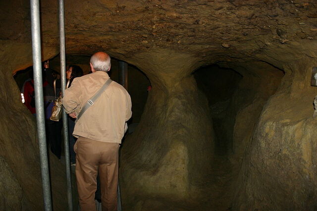 Labyrinth, Chiusi
