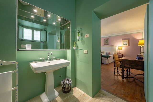 Castel Ruggero, en suite