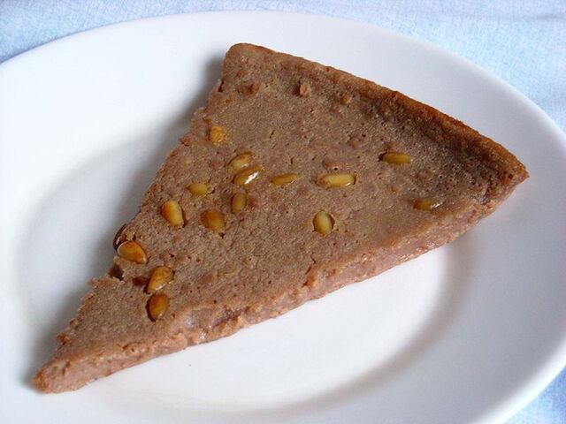 traditional chestnut cake