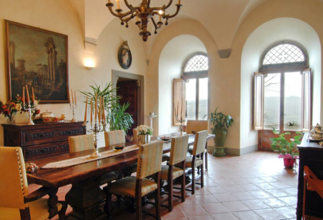 Volognano, dining room