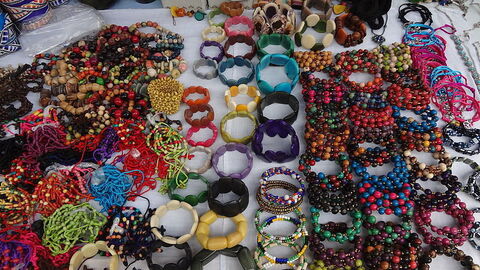 Artisan stalls in Forte dei Marmi