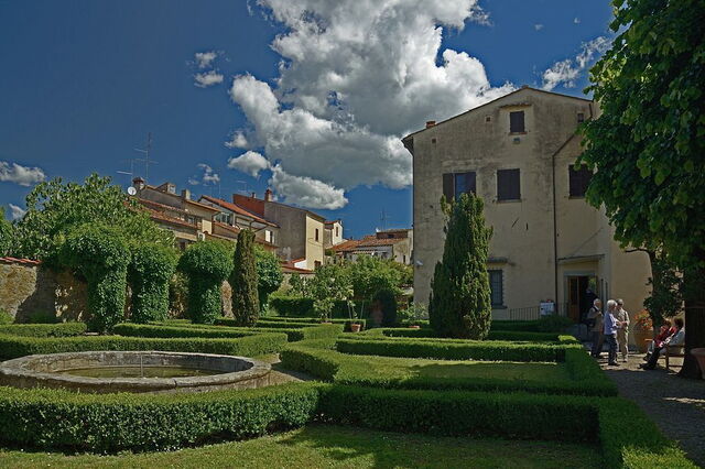 Gardens, Vasari's House