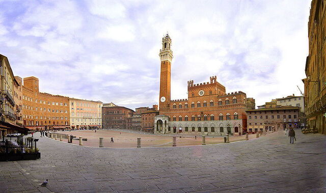 Siena's main square