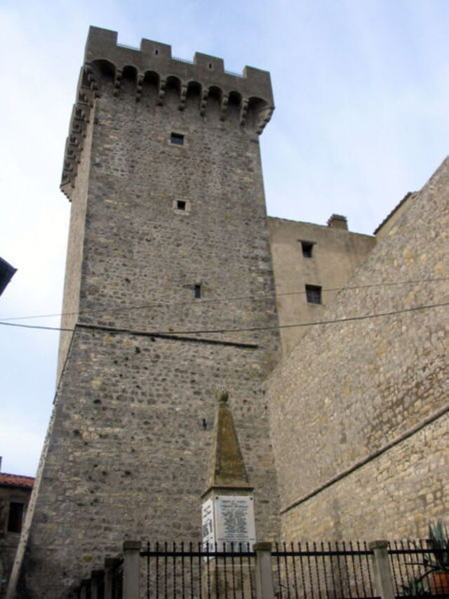 Aldobrandeschi castle