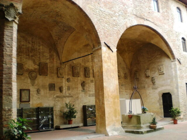 Arcade in Scarperia