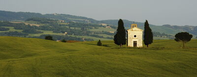 View of the hills surrounding the Vitaleta Chapel