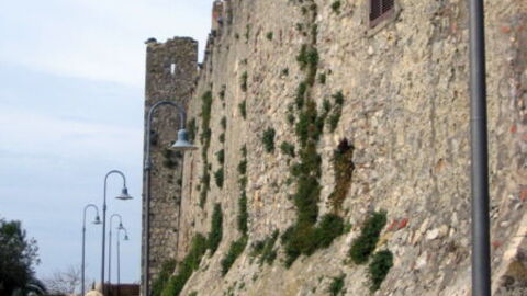 medieval walls of capalbio