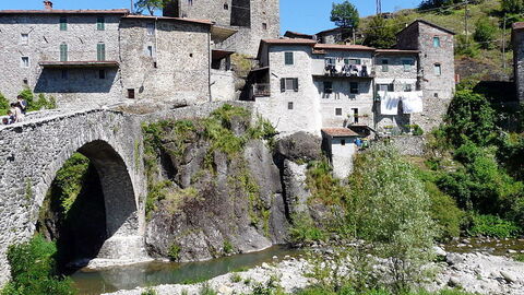Bridge in Piazza al Serchio