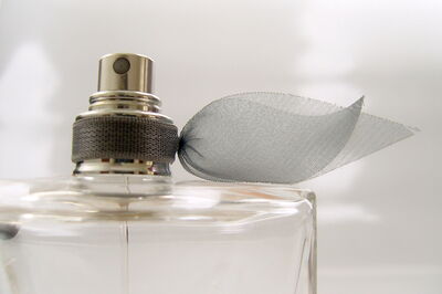 Perfume bottle