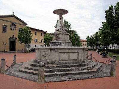 A pretty fountain in the centre of Bientina town