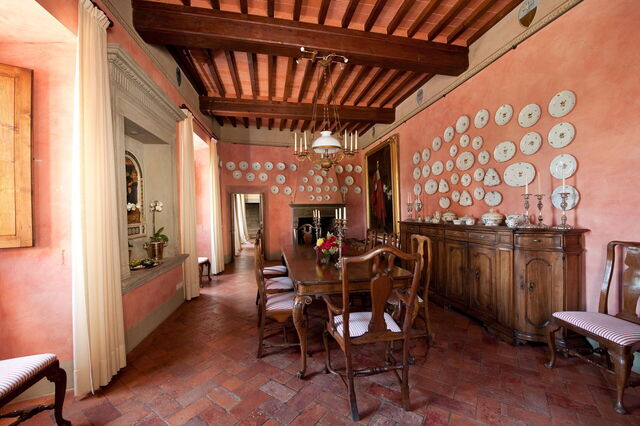 Castello Di Cabbiavoli, dining room