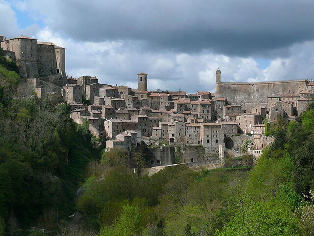 Sorano town