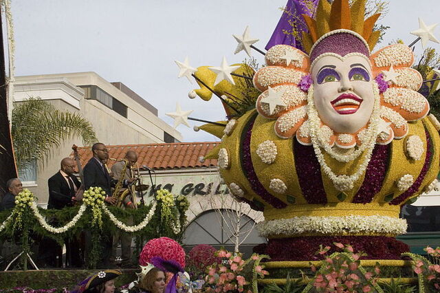 flower parade float