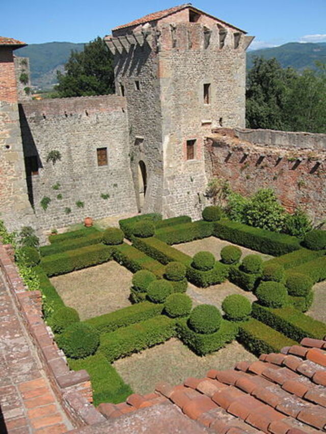 Court of the Castle of Montecarlo