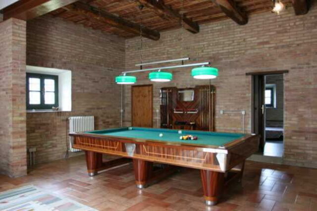 Villa Olimpia Pool Table