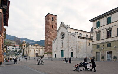 Pietrasanta town sqaure