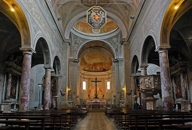 Pietrasanta cathedral marble interior