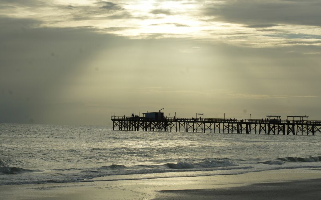 Long pier