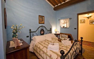 Accommodation:&nbsp;Aliseo Cottage