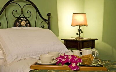 Accommodation:&nbsp;Aliseo Cottage