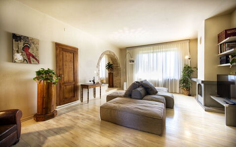 Villa Piazza Della Fortezza: Room, Interior Design, Furniture, Property, Floor, Building, Wood Flooring, Bedroom, Living Room, Laminate Flooring