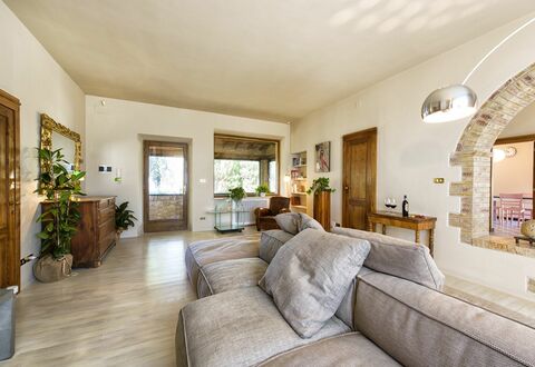 Villa Piazza Della Fortezza: Property, Room, Building, Furniture, Interior Design, Living Room, Real Estate, House, Home, Ceiling