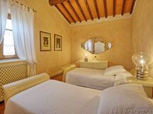 Accommodation:&nbsp;Corbezzolo