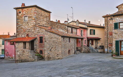 La Miccia: Town, Neighbourhood, Property, Building, Street, Sky, House, Village, Human Settlement, Road