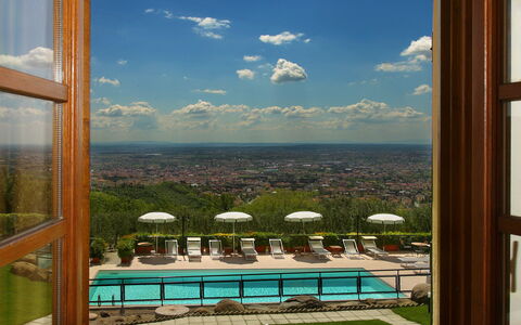 Sughera Villa: Property, Window, Room, Sky, Glass, Interior Design, Real Estate, Leisure, Shade, House