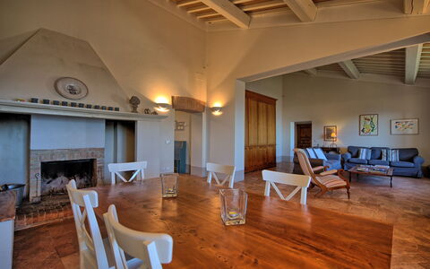 Casa Olivia: Property, Room, Building, Wood Flooring, Interior Design, House, Hardwood, Furniture, Floor, Real Estate