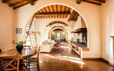 Accommodation:&nbsp;Villa Dei Limoni