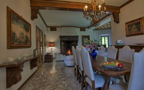 Il Poggio Di Patrignone: Property, Room, Building, Dining Room, Interior Design, Real Estate, Ceiling, House, Furniture, Estate