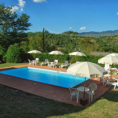 Villa Sieve: Swimming Pool, Property, Real Estate, Leisure, Grass, House, Building, Vacation, Villa, Resort