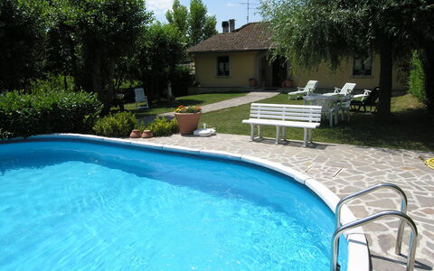 I Pioppi: Swimming Pool, Property, Leisure, Backyard, Yard, Real Estate, Grass, Resort Town, House, Home