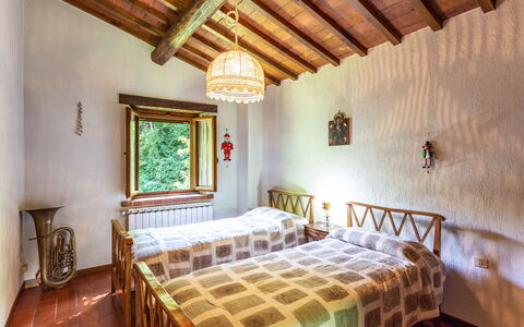 La Ripresa: Room, Property, Bedroom, Furniture, Bed, Building, Interior Design, Ceiling, House, Bed Sheet