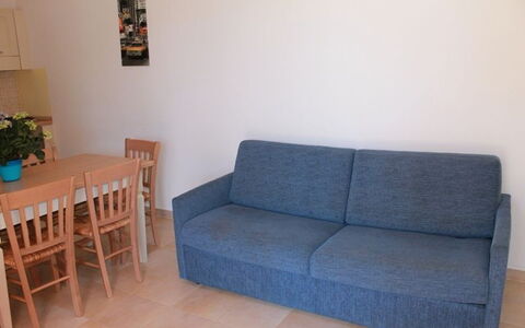 Accommodation:&nbsp;Trilocale Grande Primo Piano 331v