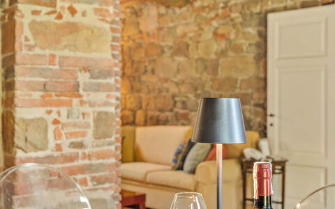 Il Vignale: Furniture, Interior Design, Wall, Table, Chair, Wood, Ceiling, Kitchen & Dining Room Table, Lighting, Dining Room