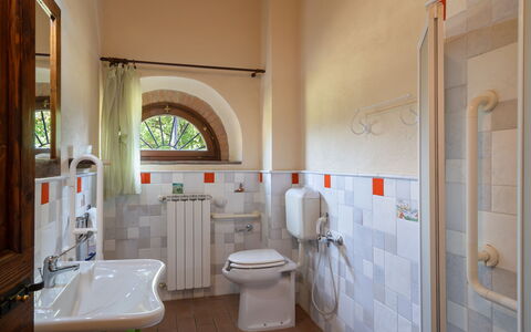 Villa La Collina: Plumbing Fixture, Property, Sink, Tap, Mirror, Bathroom Sink, Bathroom, Purple, Interior Design