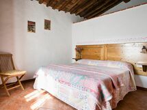 Accommodation:&nbsp;502