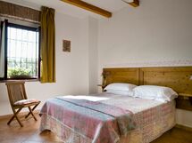 Accommodation:&nbsp;502