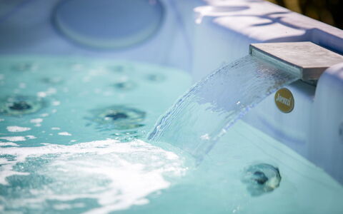 Case Sant'anna: Blue, Water, Swimming Pool, Jacuzzi, Glass, Leisure