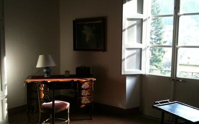 Accommodation:&nbsp;Byron House